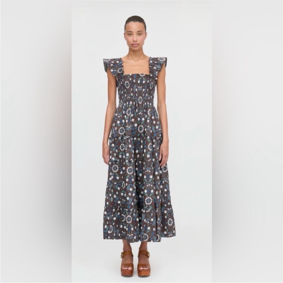 Hill House Dresses & Skirts - ISO Hill House Swedish Floral Maxi Nap Dress